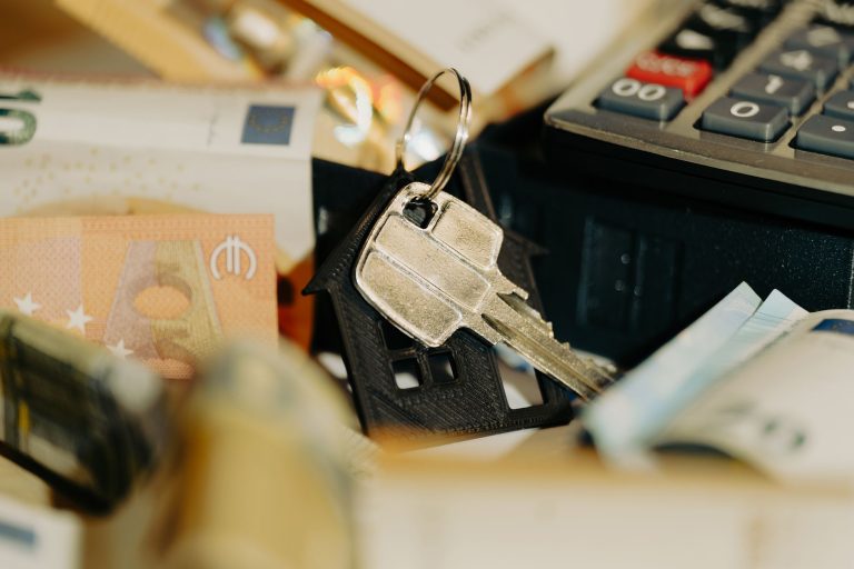El crédito al consumo repunta un 4,5% en 2025 por la fuerte competencia entre entidades